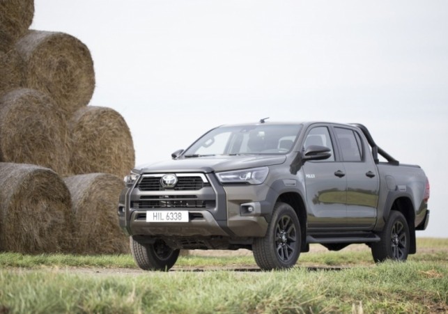 Toyota Hilux 